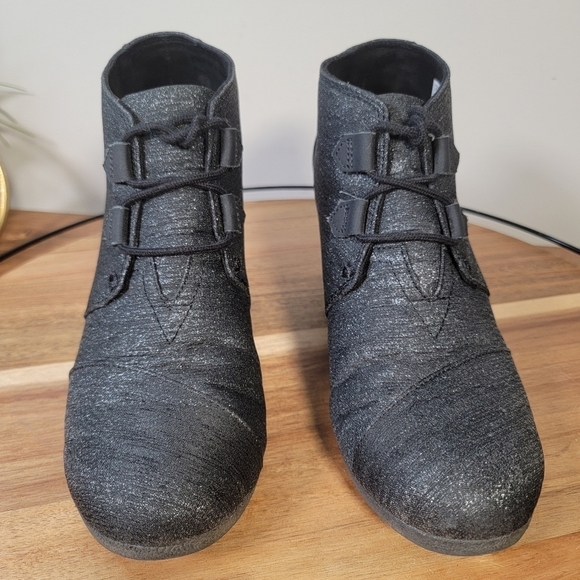 Toms Kala Black Sparkle Lace Up Wedge Booties Size 8 - Picture 9 of 15